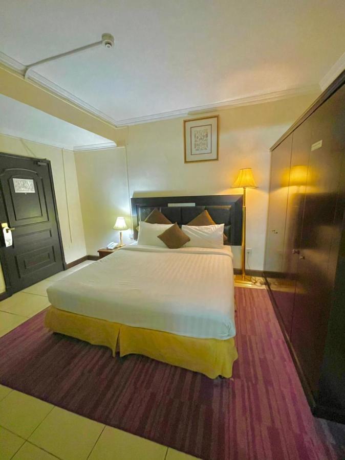 Al Nakheel * Дубай